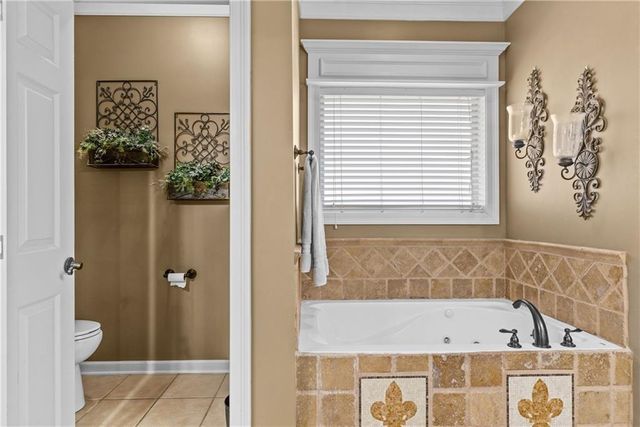 162 PINEWOOD Avenue, Pineville, LA 71360