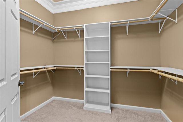 162 PINEWOOD Avenue, Pineville, LA 71360