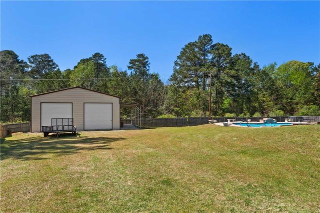 162 PINEWOOD Avenue, Pineville, LA 71360