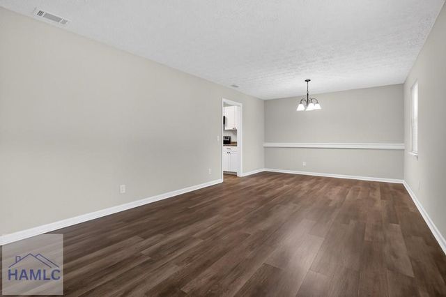 623 Georgia Avenue, Hinesville, GA 31308