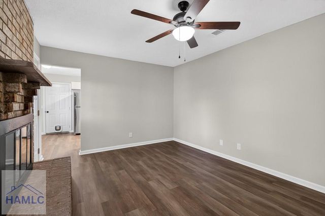 623 Georgia Avenue, Hinesville, GA 31308