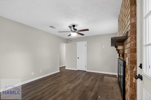 623 Georgia Avenue, Hinesville, GA 31308