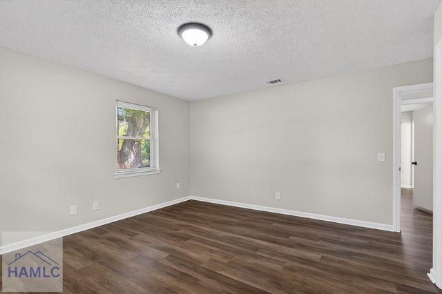 623 Georgia Avenue, Hinesville, GA 31308