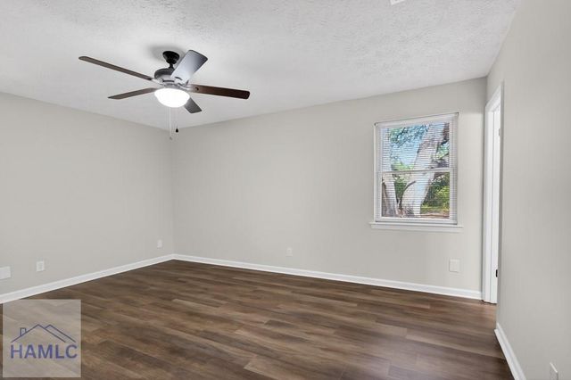 623 Georgia Avenue, Hinesville, GA 31308