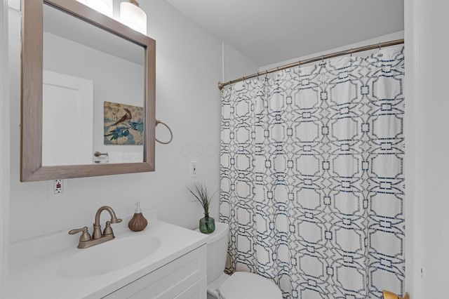 874 Binns Boulevard, Columbus, OH 43204