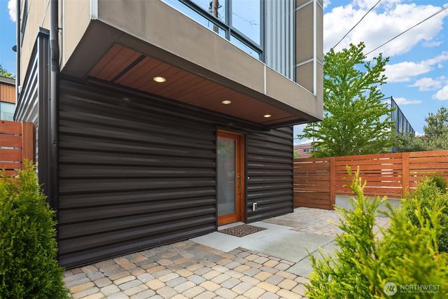 1761 20th Avenue S, Seattle, WA 98144