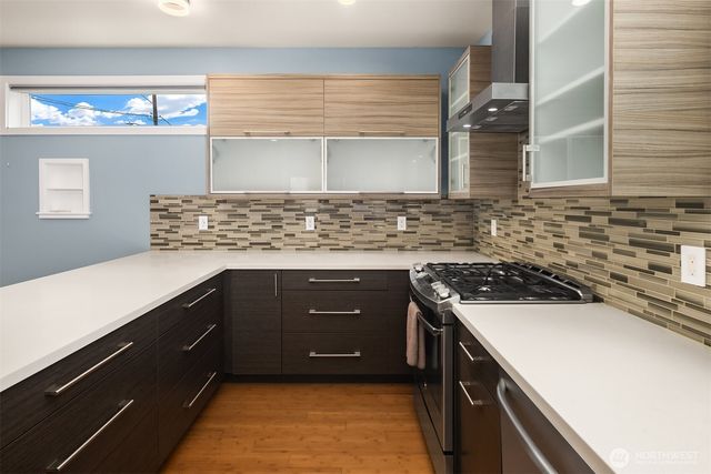 1761 20th Avenue S, Seattle, WA 98144