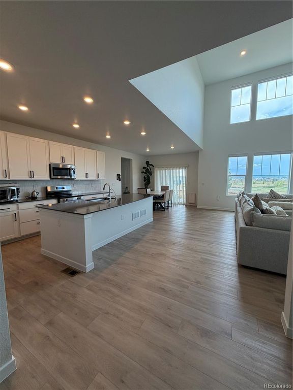 9981 Tucson Street, Commerce City, CO 80022