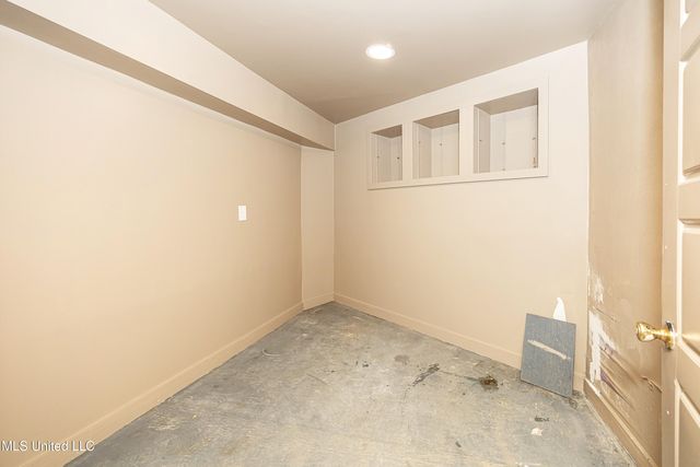 132 Pine Drive, Ocean Springs, MS 39564