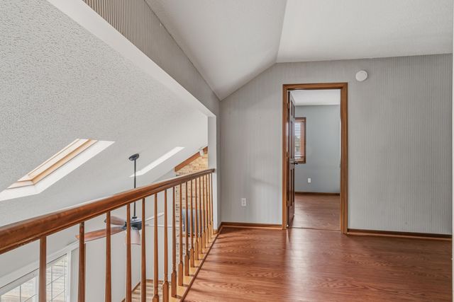 9015 Spring View Drive, Fort Wayne, IN 46804