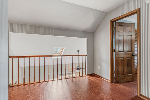 9015 Spring View Drive, Fort Wayne, IN 46804