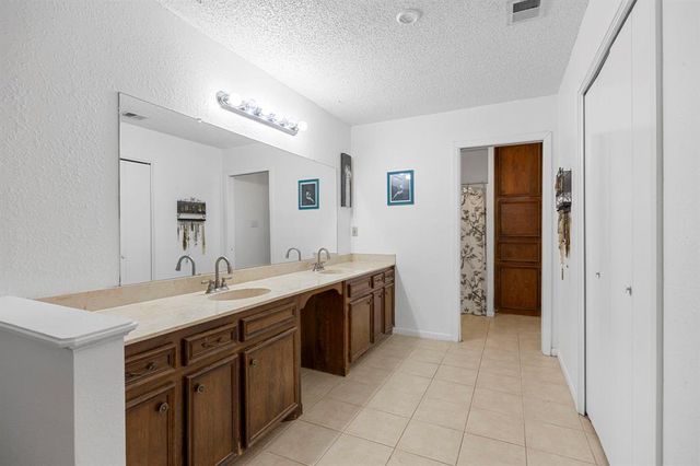 706 Cambridge DR, Round Rock, TX 78664