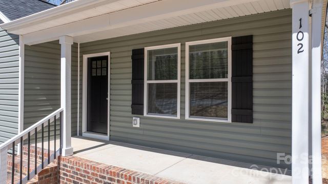 102 Kitchings Drive, Valdese, NC 28690