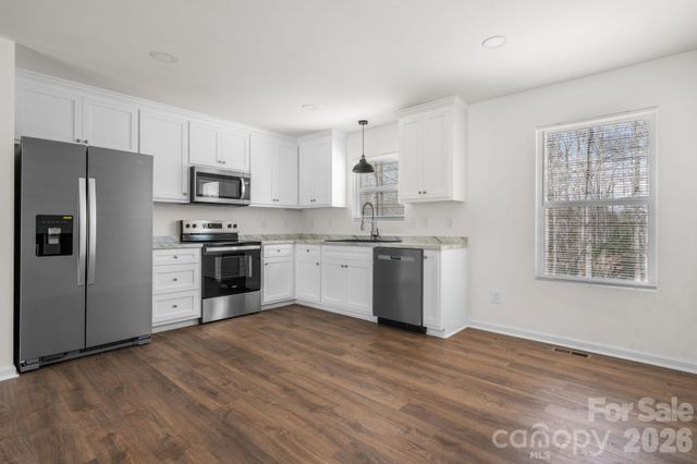 102 Kitchings Drive, Valdese, NC 28690