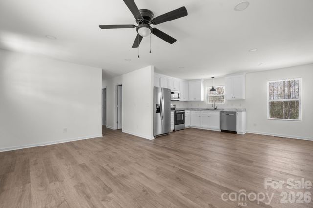 102 Kitchings Drive, Valdese, NC 28690