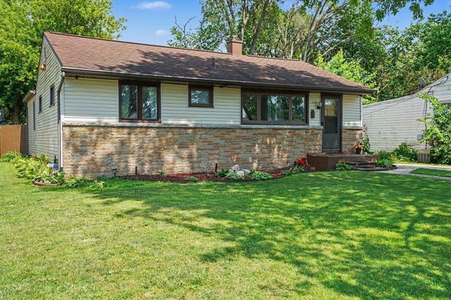 1144 Congress Avenue, South Bend, IN 46615