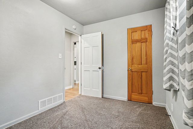 1144 Congress Avenue, South Bend, IN 46615