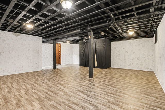 1144 Congress Avenue, South Bend, IN 46615