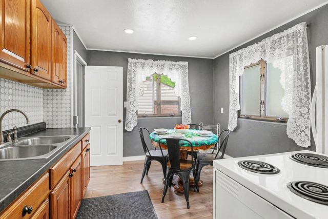 1144 Congress Avenue, South Bend, IN 46615