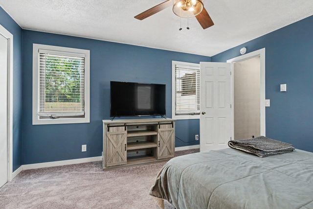 1144 Congress Avenue, South Bend, IN 46615