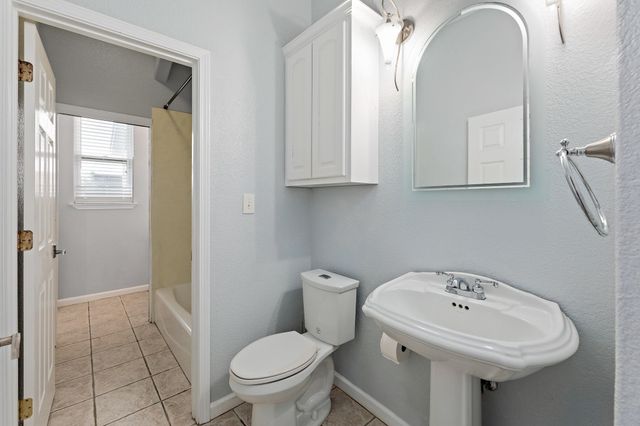 221 Mustang Mesa, Liberty Hill, TX 78642