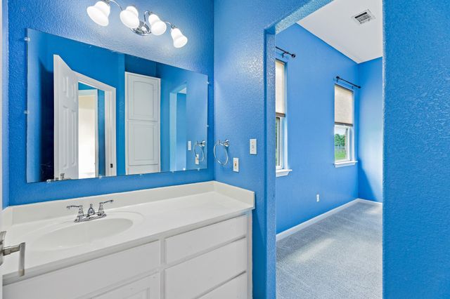 221 Mustang Mesa, Liberty Hill, TX 78642