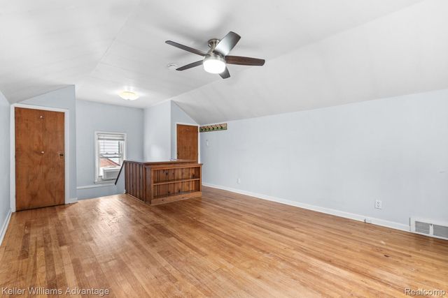 19994 Hunt Club Drive, Harper Woods, MI 48225