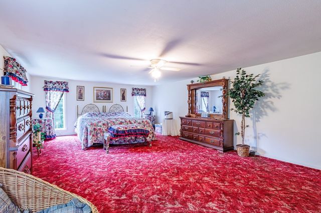 1603 Chestnut Grove Road, Salem, OH 44460