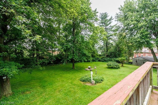 1603 Chestnut Grove Road, Salem, OH 44460
