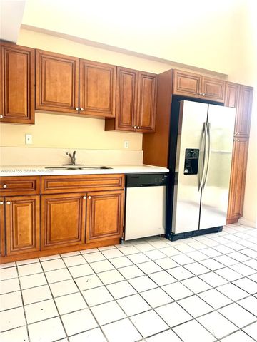 6601 SW 116th Ct 403, Miami, FL 33173