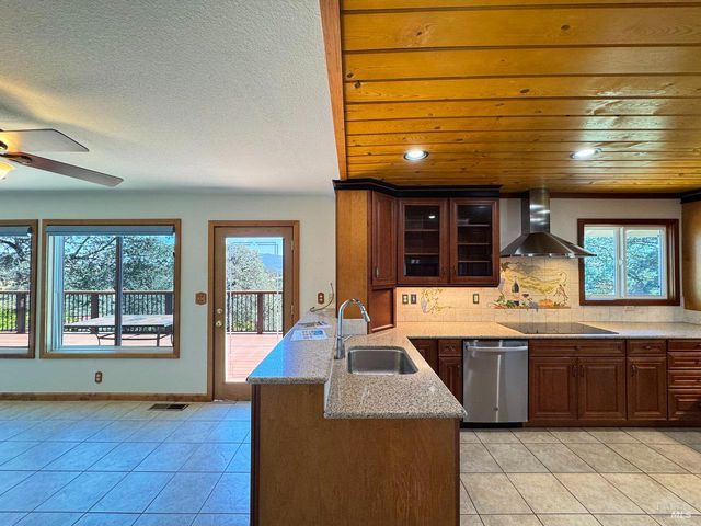 3774 Leal Dr, Lakeport, CA 95453