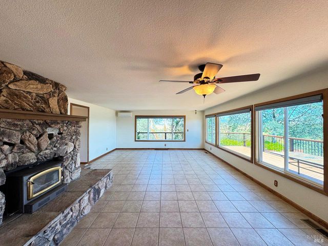 3774 Leal Dr, Lakeport, CA 95453