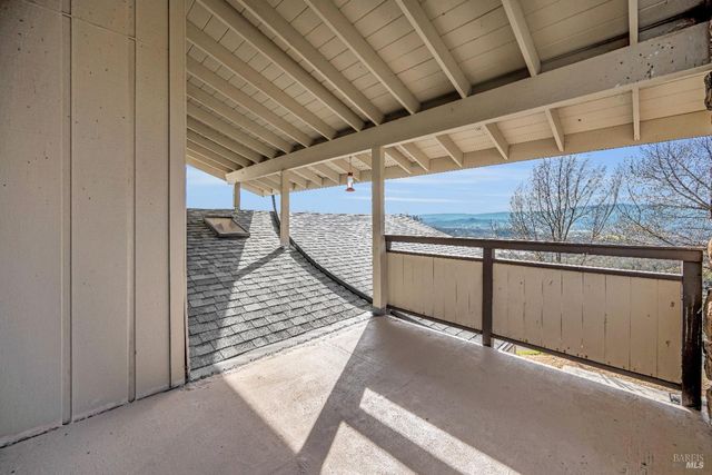 3774 Leal Dr, Lakeport, CA 95453