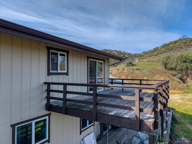 3774 Leal Dr, Lakeport, CA 95453