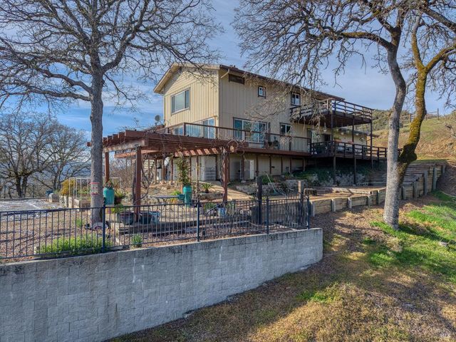 3774 Leal Dr, Lakeport, CA 95453