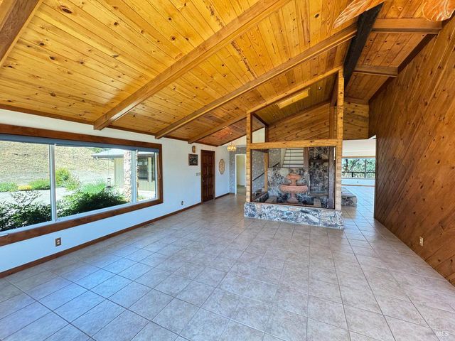 3774 Leal Dr, Lakeport, CA 95453