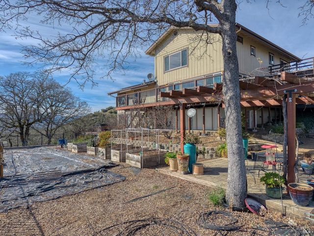 3774 Leal Dr, Lakeport, CA 95453