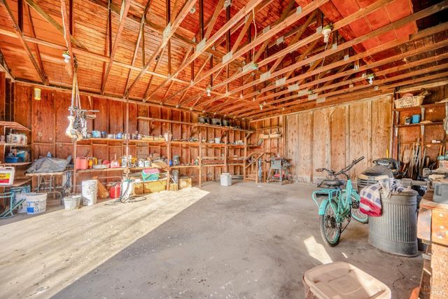 3774 Leal Dr, Lakeport, CA 95453