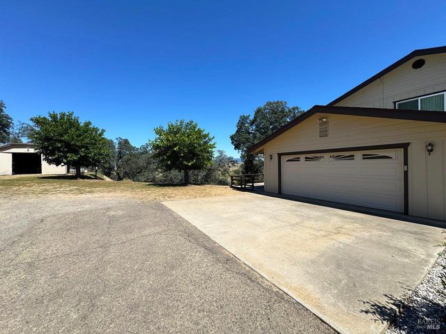 3774 Leal Dr, Lakeport, CA 95453