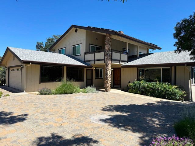 3774 Leal Dr, Lakeport, CA 95453
