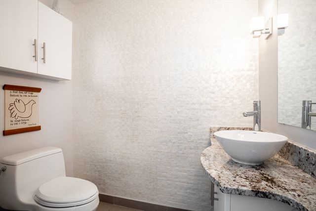 110 Stuart Street 23F, Boston, MA 02116