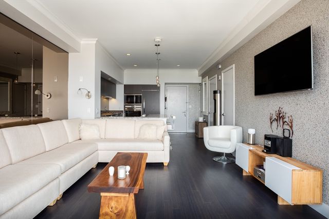 110 Stuart Street 23F, Boston, MA 02116