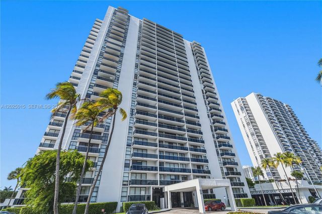 3625 N Country Club Drive 402, Aventura, FL 33180