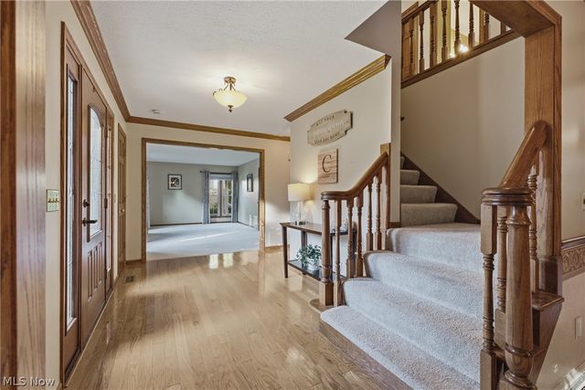 6224 Sandy Ridge Circle NW, North Canton, OH 44720