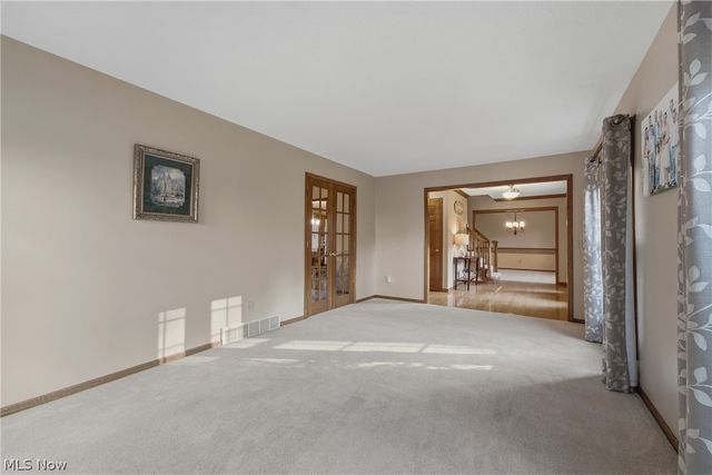 6224 Sandy Ridge Circle NW, North Canton, OH 44720