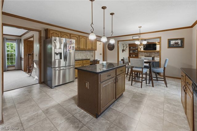 6224 Sandy Ridge Circle NW, North Canton, OH 44720
