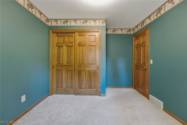 6224 Sandy Ridge Circle NW, North Canton, OH 44720