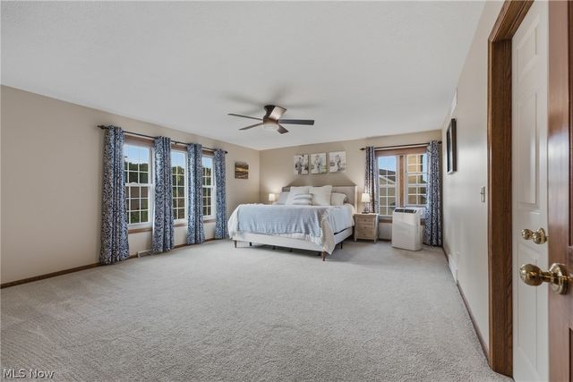 6224 Sandy Ridge Circle NW, North Canton, OH 44720