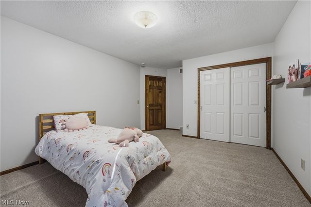 6224 Sandy Ridge Circle NW, North Canton, OH 44720