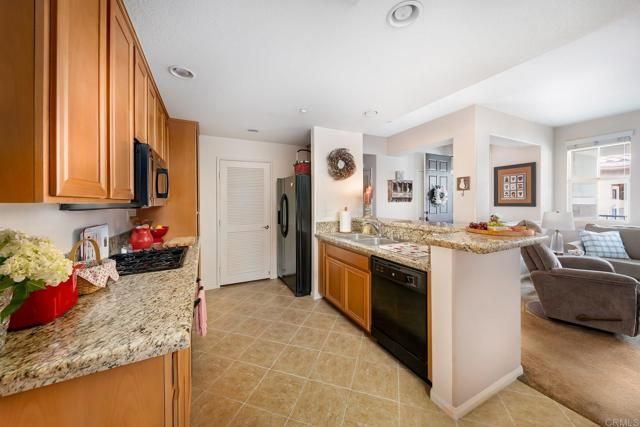 36 Via Sovana, Santee, CA 92071